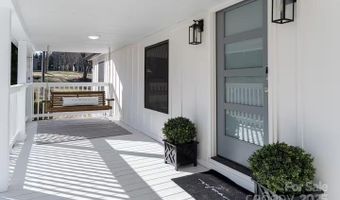 2 Shady Oak Ln, Arden, NC 28704