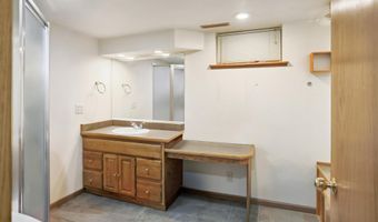 520 SE 10th Ave, Aberdeen, SD 57401