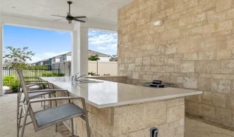 355 MANGROVE SHADE Cir, Apollo Beach, FL 33572