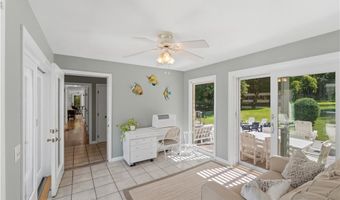 38 Gondola Ave, Jamestown, RI 02835