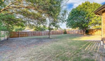 208 James St, Aledo, TX 76008