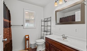 9012 NW State Route 52 Hwy, Amoret, MO 64722