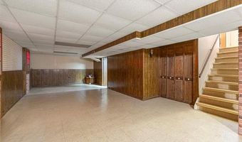 25542 W Warren St, Dearborn Heights, MI 48127
