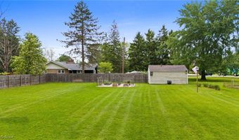 107 Hilltop Dr, Amherst, OH 44001