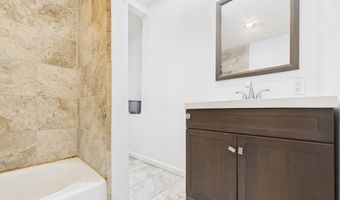 2005 Fairview St, Anderson, IN 46016