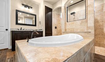 1009 Bluebonnet Ln, Adkins, TX 78101