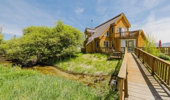 1225 Country Ln, Lamoille, NV 89828