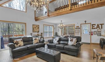 145 Lucretius Trl, Albrightsville, PA 18210