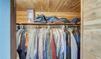82 Garland Ave, Cranston, RI 02910
