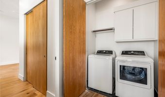 905 SE 4th St 210, Bentonville, AR 72712