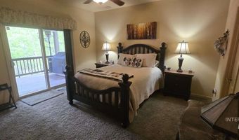 578 Hatch Rd, Cascade, ID 83611