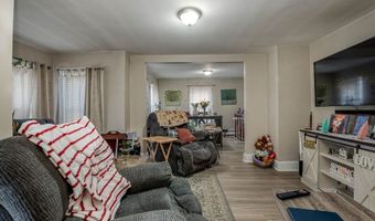 40 Falmouth St, Attleboro, MA 02703
