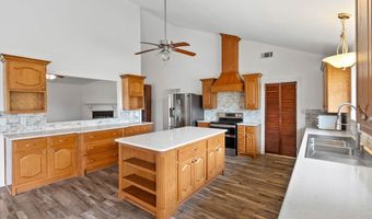 2453 Bentwood Ln, Aransas Pass, TX 78336