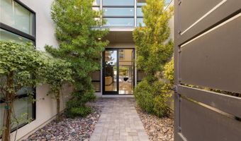 43 Grey Feather Dr, Las Vegas, NV 89135