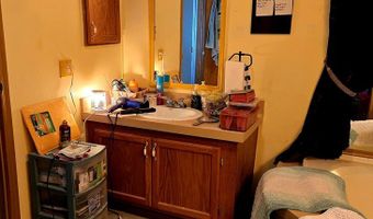 121 Harold Dr, Ashland, OH 44805