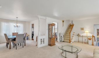 133 Brookpark Dr, Amherst, NY 14228