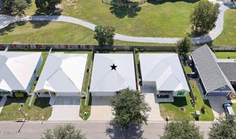 404 Ramaux St, Bay St. Louis, MS 39520