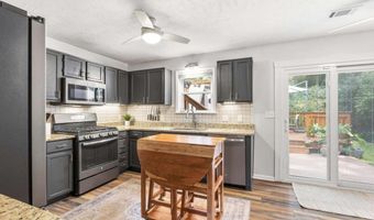 225 Royal Colony Ct, Alpharetta, GA 30022