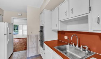 103 Hallberg Ave, Bergenfield, NJ 07621