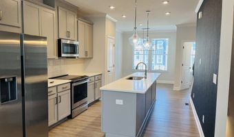 2638 Creekside, Atlanta, GA 30318