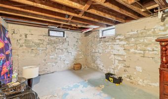 2116-2118 Chautauqua Pkwy, Des Moines, IA 50314