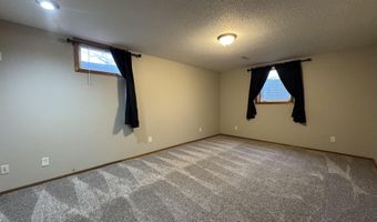 39491 Country Dr, Bath, SD 57427