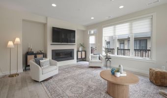 10374 JACOBSEN St, Bethesda, MD 20817