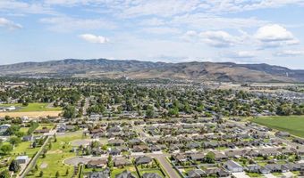 748 Dell Rd, Chubbuck, ID 83202