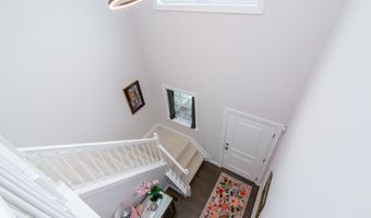 2544 Oxford Cir, Ann Arbor, MI 48103