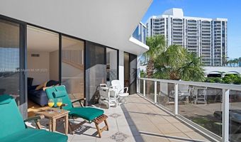 3610 Yacht Club Dr 208, Aventura, FL 33180