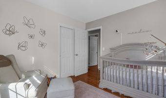 745 Halliard Ave, Beachwood, NJ 08722
