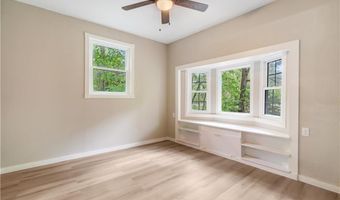16 Amesbury Ln, Bella Vista, AR 72715