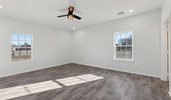 1102 W Main St, Beggs, OK 74421