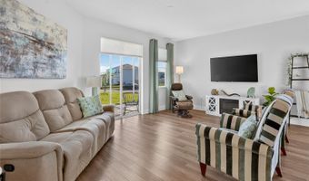 2364 CARRIAGE POINTE Loop, Apopka, FL 32712
