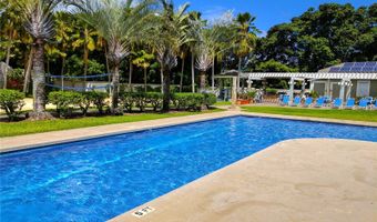 373 Mananai Pl 44T, Honolulu, HI 96818
