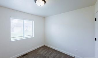 4261 Liberty Dr, Ammon, ID 83406