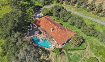 707 S Live Oak Park Rd, Fallbrook, CA 92028