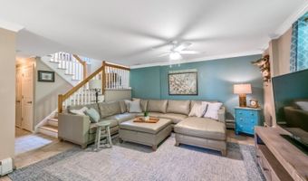 48 Hemlock Ave, Andover, NJ 07860