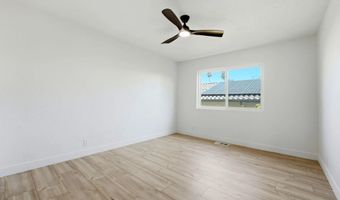 1329 Park Hill Ln, Escondido, CA 92025