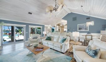 6605 SEABIRD Way, Apollo Beach, FL 33572