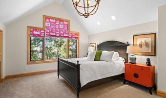 500 Ashland Loop Rd, Ashland, OR 97520