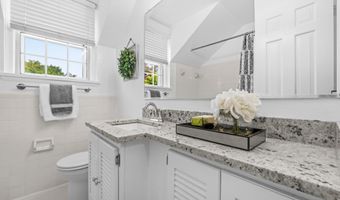 3574 S STAFFORD St, Arlington, VA 22206