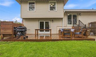727 22nd Ave SW, Altoona, IA 50009