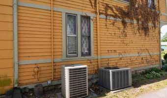 162 Monroe St, Alderson, WV 24910