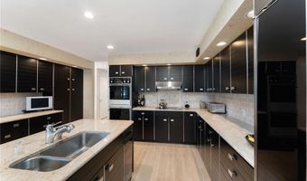 125 Woodruff Ave, Narragansett, RI 02882