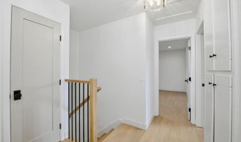 2610 Chestnut Ave, Carlsbad, CA 92010