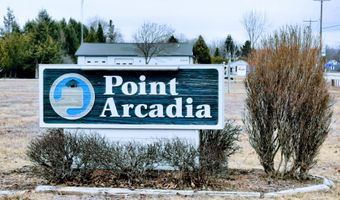 16890 Valley Wood Ct, Arcadia, MI 49613
