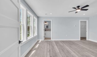 443 Western Blvd, Bayville, NJ 08721