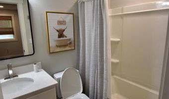 150 Nidaros Ave, Baltic, SD 57003