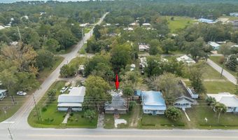 146 12th St, Apalachicola, FL 32320